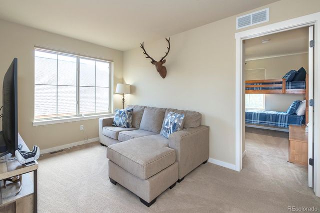 327 Summit Lift Court, Granby, CO 80446