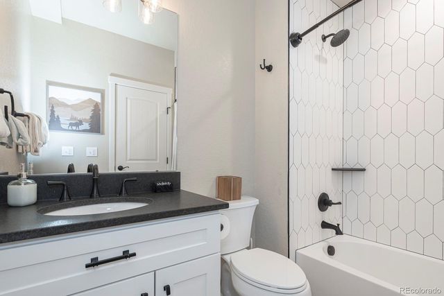 327 Summit Lift Court, Granby, CO 80446