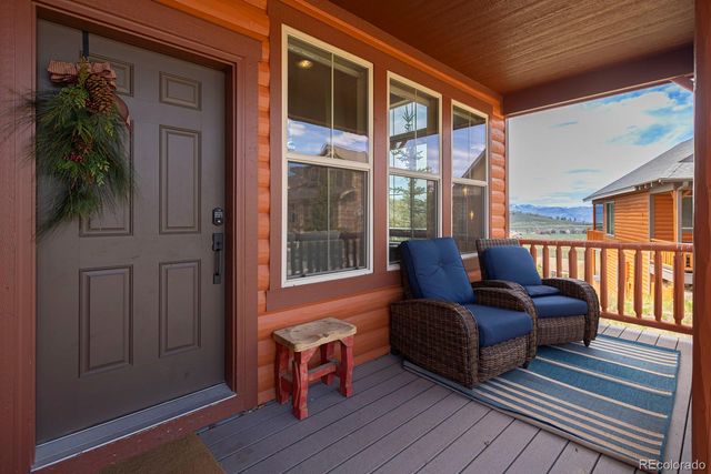 327 Summit Lift Court, Granby, CO 80446