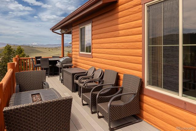 327 Summit Lift Court, Granby, CO 80446