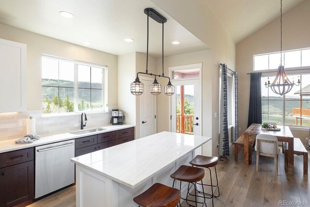 327 Summit Lift Court, Granby, CO 80446