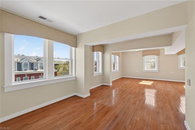 641 Redgate Ave Unit 301, Norfolk, VA 23507