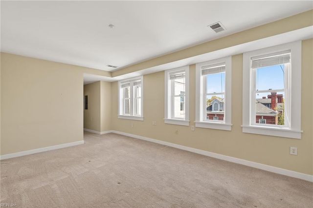 641 Redgate Ave Unit 301, Norfolk, VA 23507