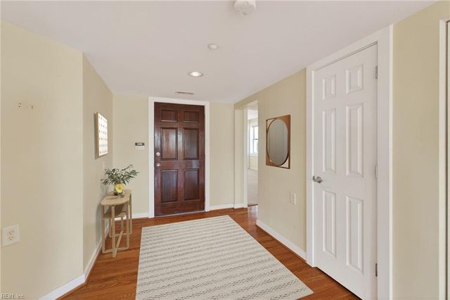 641 Redgate Ave Unit 301, Norfolk, VA 23507