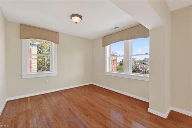 641 Redgate Ave Unit 301, Norfolk, VA 23507