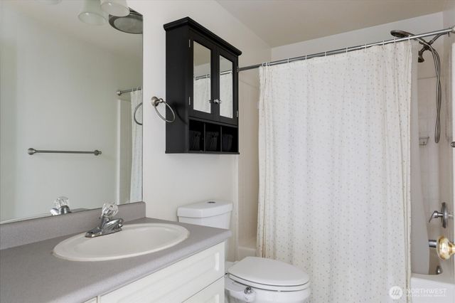 415 S 28th Street, Mount Vernon, WA 98274