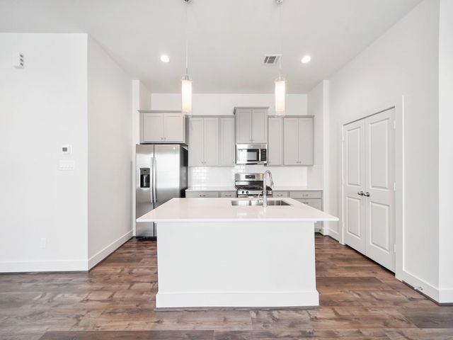 2007 Bauer Drive A, Houston, TX 77080