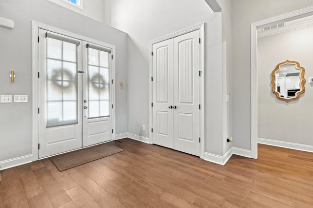 2022 Eagle View Rd, Hendersonville, TN 37075