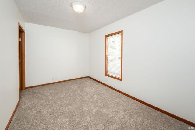 6430 N Maple Crest Drive, Orland, IN 46776