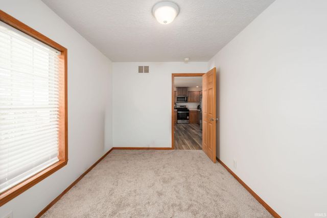 6430 N Maple Crest Drive, Orland, IN 46776