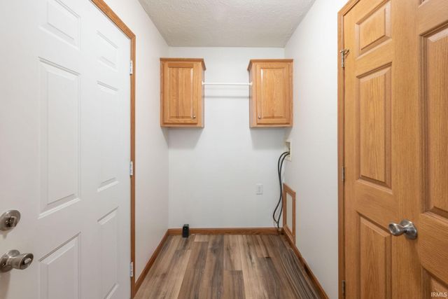6430 N Maple Crest Drive, Orland, IN 46776