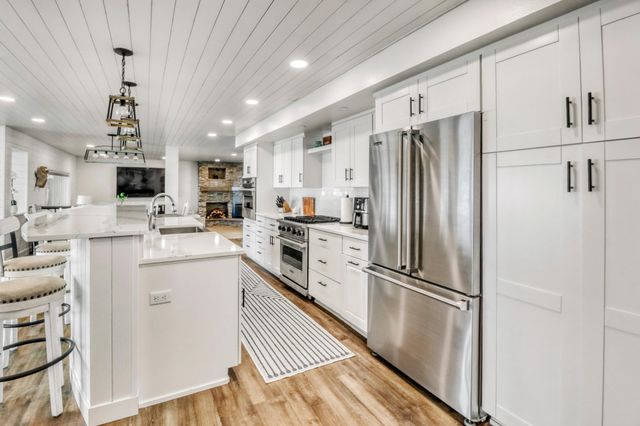 11494 Ravenswood Beach Road, Detroit Lakes, MN 56501