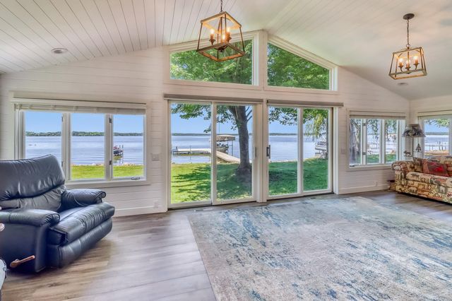 11494 Ravenswood Beach Road, Detroit Lakes, MN 56501