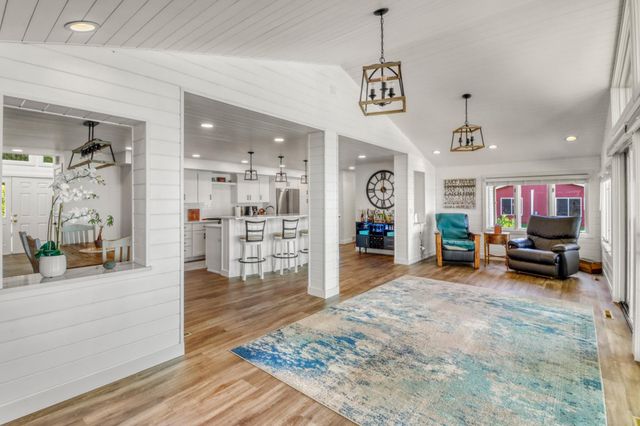 11494 Ravenswood Beach Road, Detroit Lakes, MN 56501