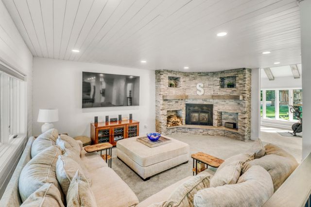 11494 Ravenswood Beach Road, Detroit Lakes, MN 56501