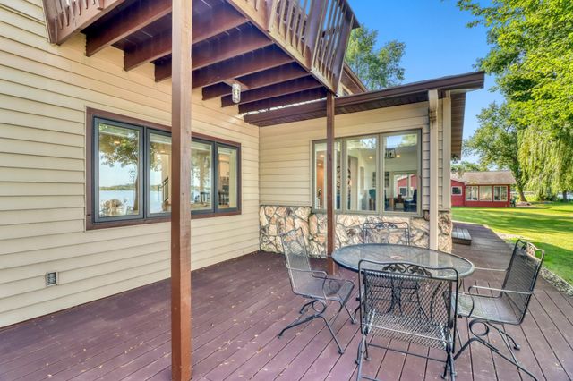 11494 Ravenswood Beach Road, Detroit Lakes, MN 56501