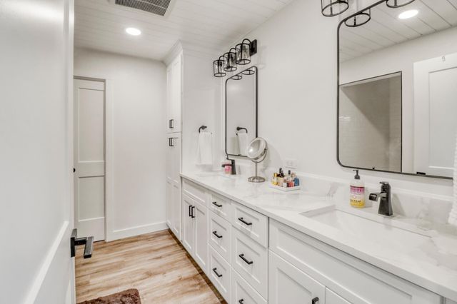 11494 Ravenswood Beach Road, Detroit Lakes, MN 56501