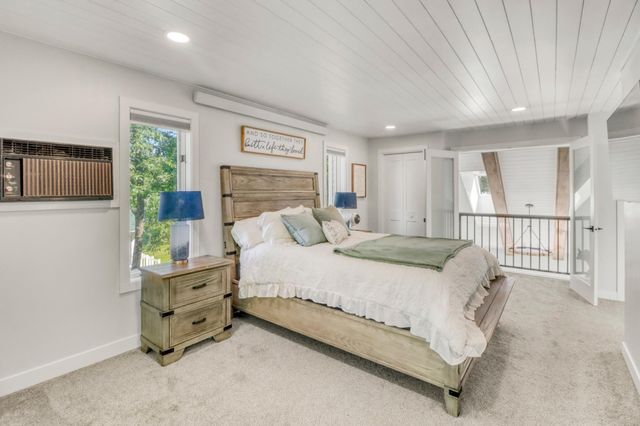 11494 Ravenswood Beach Road, Detroit Lakes, MN 56501