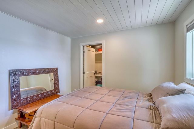 11494 Ravenswood Beach Road, Detroit Lakes, MN 56501