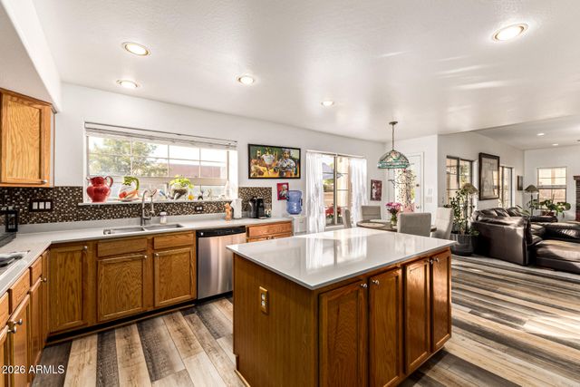 8606 S 45TH Glen, Laveen, AZ 85339