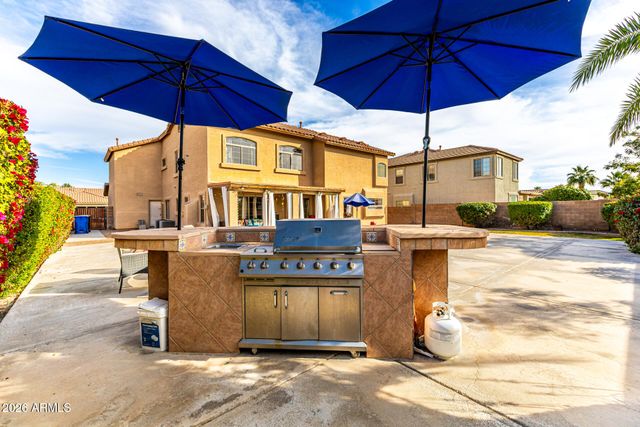 8606 S 45TH Glen, Laveen, AZ 85339