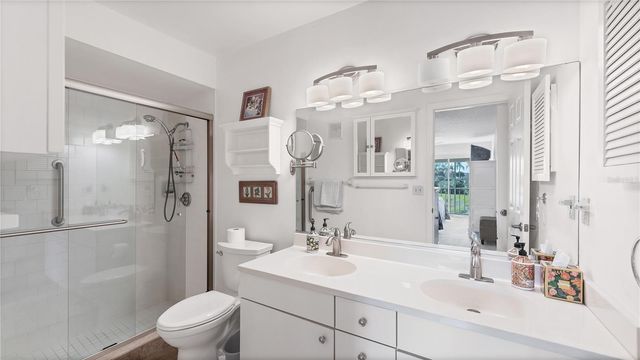 983 SANDPIPER CIRCLE, Bradenton, FL 34209