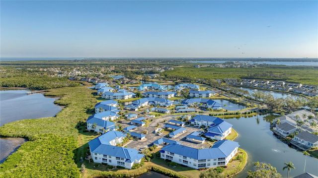 983 SANDPIPER CIRCLE, Bradenton, FL 34209