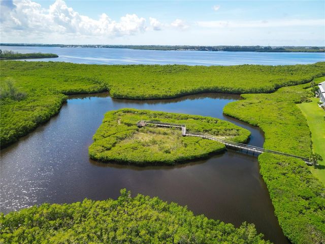 983 SANDPIPER CIRCLE, Bradenton, FL 34209