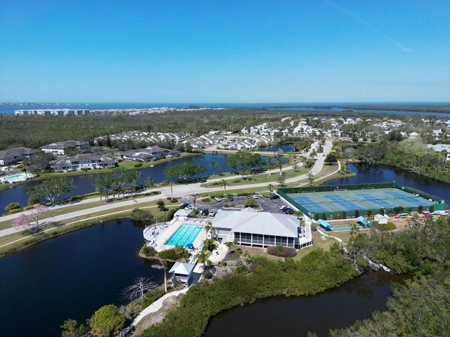 983 SANDPIPER CIRCLE, Bradenton, FL 34209