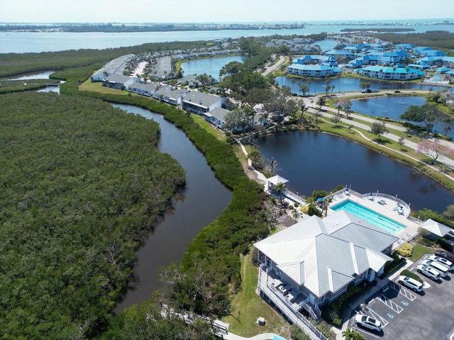 983 SANDPIPER CIRCLE, Bradenton, FL 34209