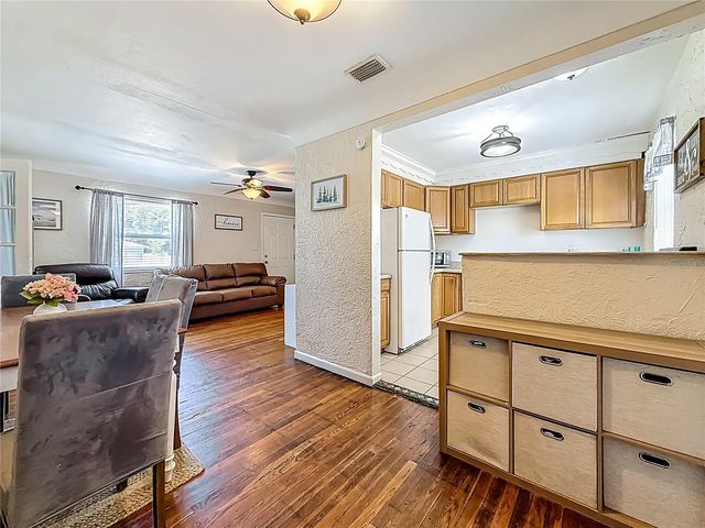 550 40TH STREET S, St Petersburg, FL 33711