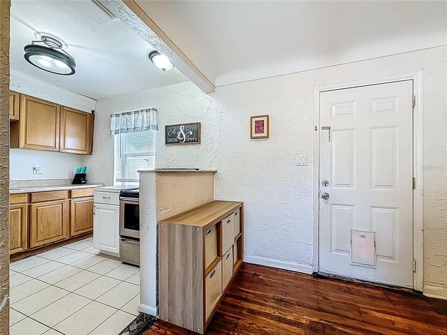 550 40TH STREET S, St Petersburg, FL 33711