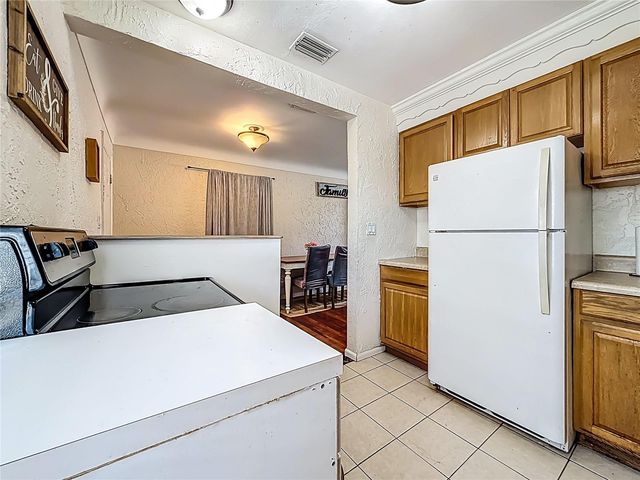 550 40TH STREET S, St Petersburg, FL 33711