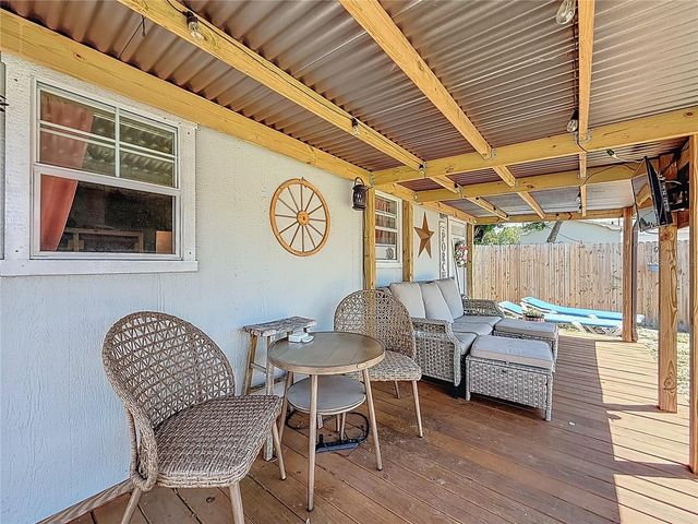 550 40TH STREET S, St Petersburg, FL 33711