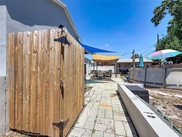 550 40TH STREET S, St Petersburg, FL 33711