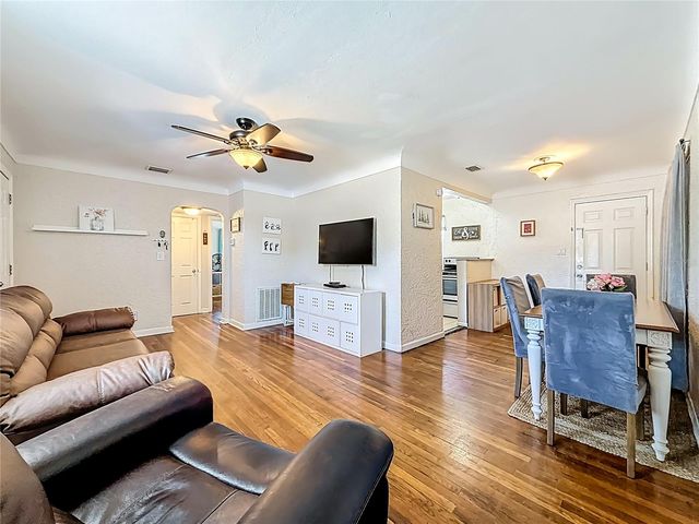 550 40TH STREET S, St Petersburg, FL 33711