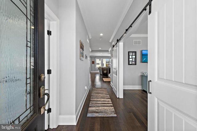 231 N 8TH ST, Surf City, NJ 08008