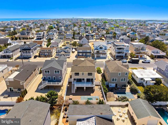 231 N 8TH ST, Surf City, NJ 08008