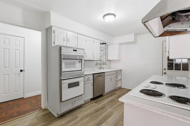 3310 Bryn Mawr Drive, Irving, TX 75062