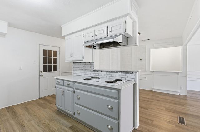 3310 Bryn Mawr Drive, Irving, TX 75062