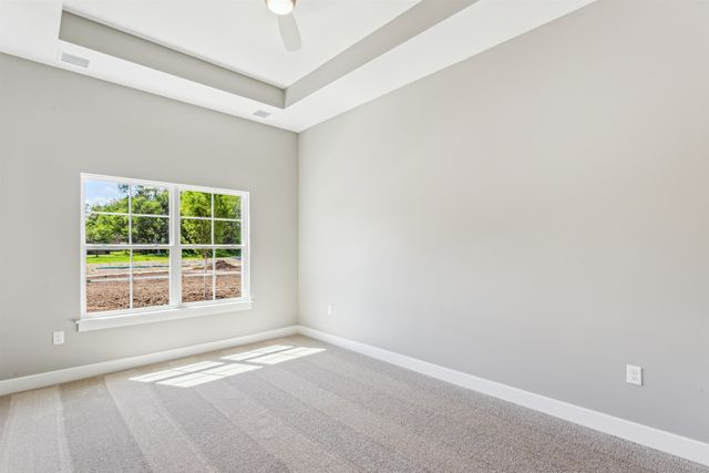 429 E Lexington Ln, Andover, KS 67002