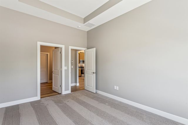 429 E Lexington Ln, Andover, KS 67002