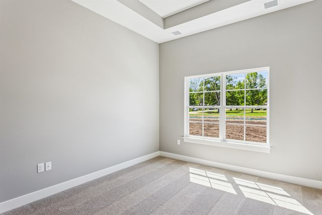 429 E Lexington Ln, Andover, KS 67002