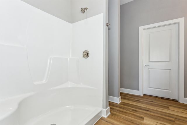 429 E Lexington Ln, Andover, KS 67002