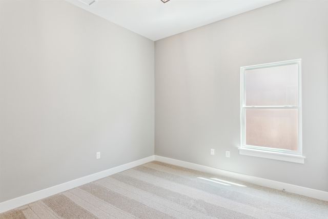 429 E Lexington Ln, Andover, KS 67002