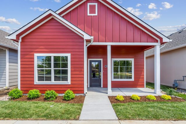 429 E Lexington Ln, Andover, KS 67002