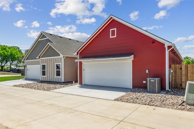 429 E Lexington Ln, Andover, KS 67002