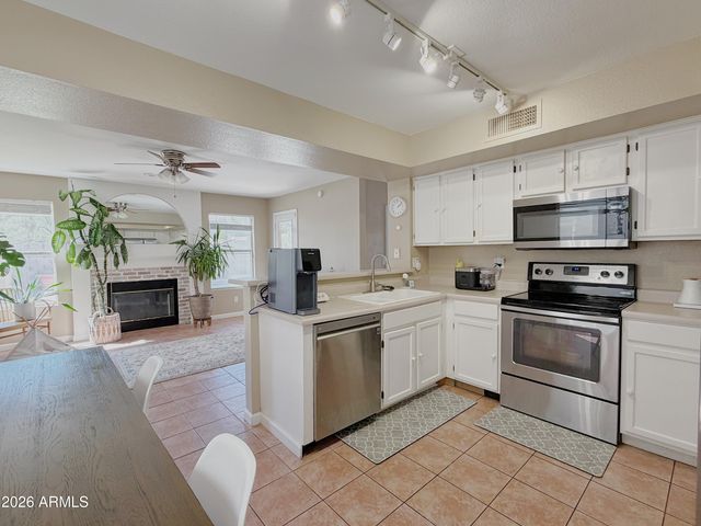 19436 N 50TH Avenue, Glendale, AZ 85308