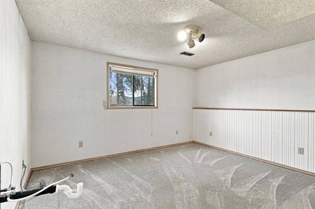 2717 S McDonald Rd, Spokane Valley, WA 99216