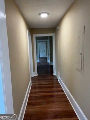 321 E Broadway Street, Griffin, GA 30223